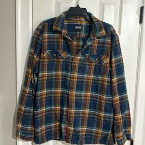 Mens Patagonia flannel shirt, size Large